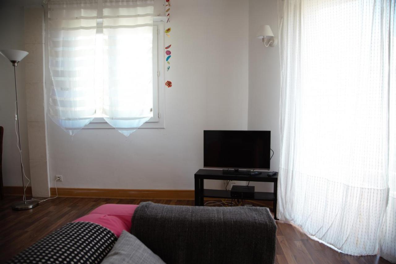 Laincel - Clim - Balcon Apartment Arles Bagian luar foto
