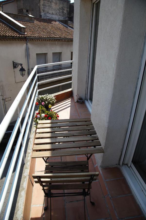 Laincel - Clim - Balcon Apartment Arles Bagian luar foto